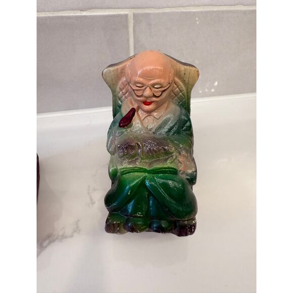 Vintage Grandma and Grandpa Rocking Chair Salt and Pepper Shakers - Picture 3 of 9